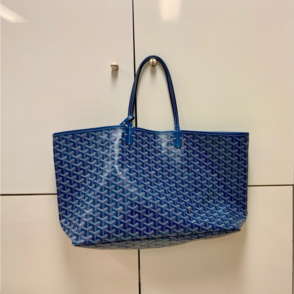Goyard Medium tote bag.Blue color.Used excellent condition!